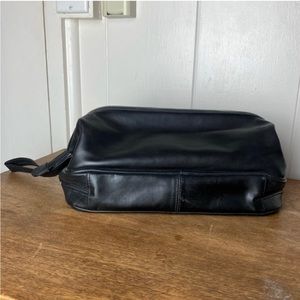 Dopp Black Leather Toiletry Dopp Kit